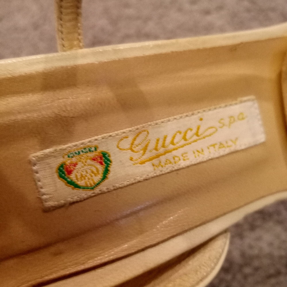 Gucci Italy Vintage Gold Logo Leather Slingback Sandals Heels Shoes sz 36.5 - Picture 3 of 7